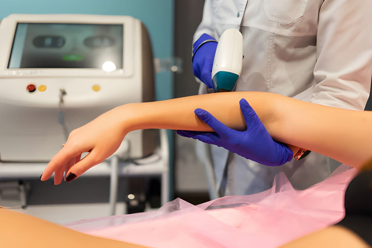 Why Laser Hair Removal Results Vary: Hair Color, Skin Tone, Hormones & Treatment Timing Explained